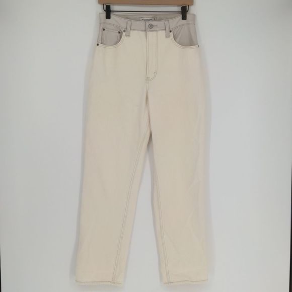 Abercrombie & Fitch Women's 90s Straight Ultra High Rise Cream Faux Leather Jean - Picture 1 of 16